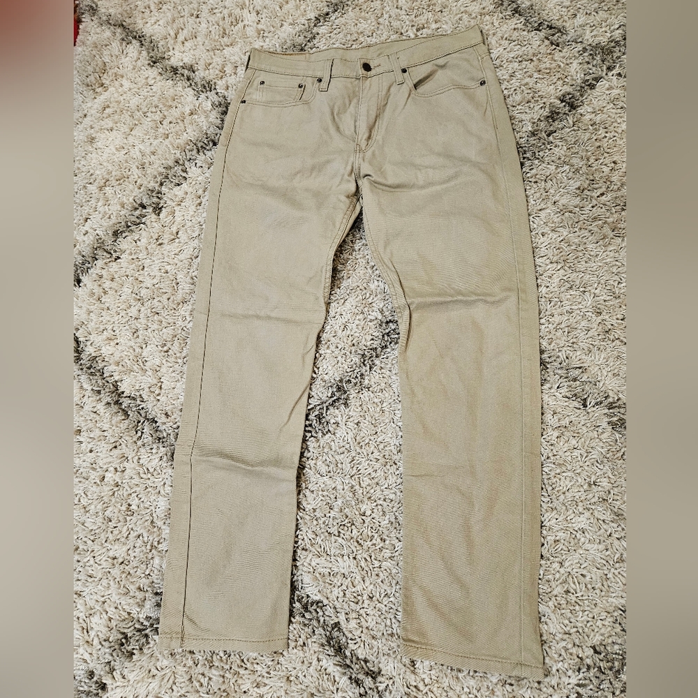 Levi's 502 pants. Size 33 x 32